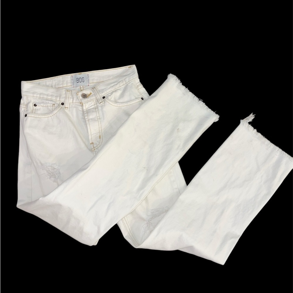 Women’s BDG, cowboy jeans, Distressed White Jeans - Picture 4 of 10